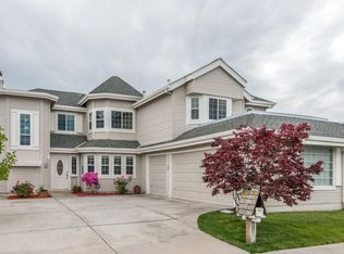 238 Thatcher Ln, Foster City, CA 94404