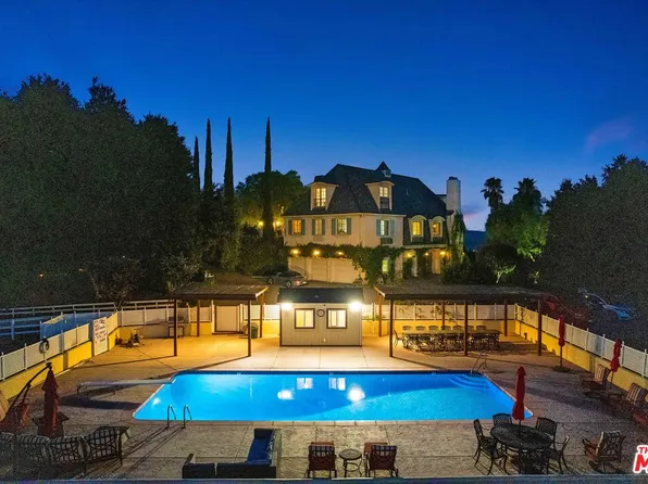 40335 Avenida Altejo Bella, Beaumont, CA 92223