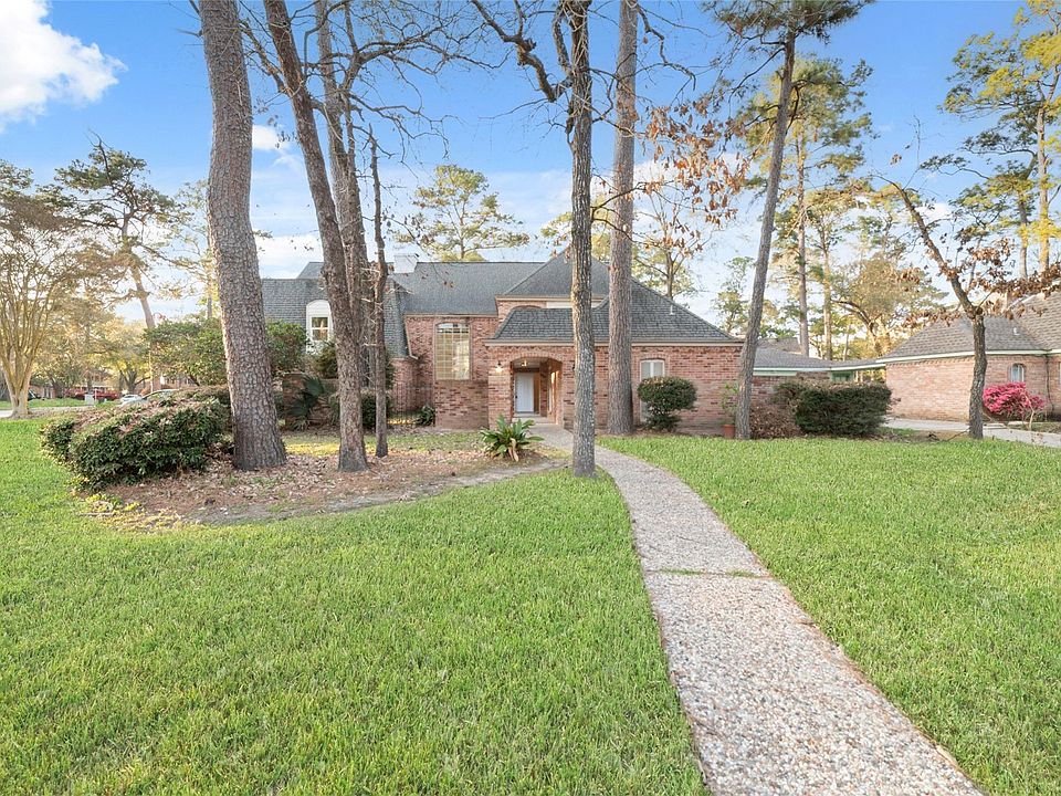 1st image of 8322 Oak Moss Dr