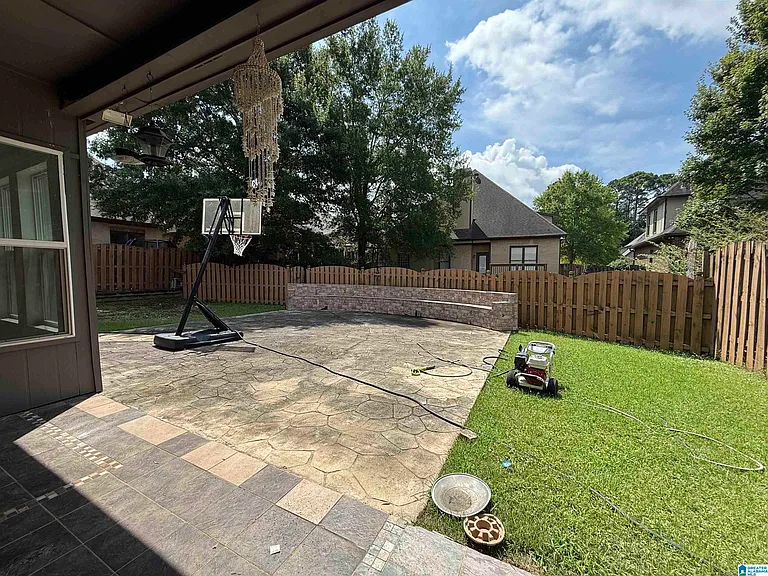2304 Arbor Glenn — Photo 31