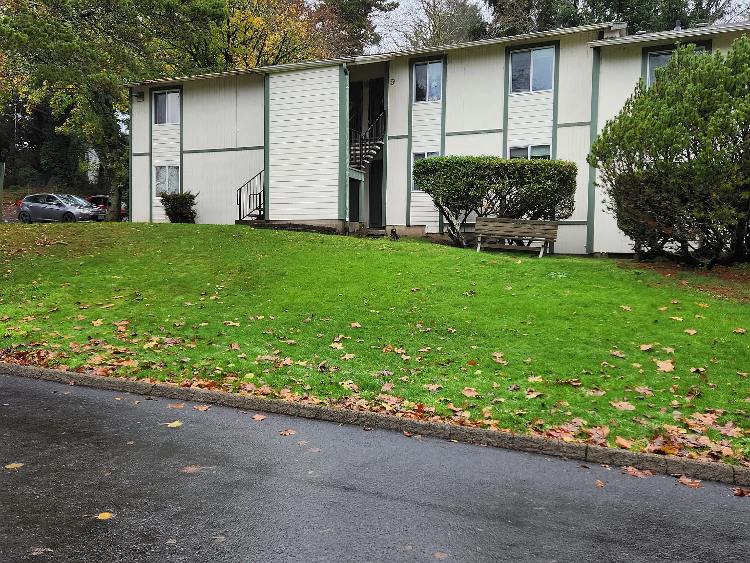 Lincoln Woods Apartments — Photo 3