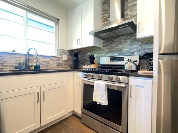 675 University Dr, 675 University Dr APT 3, Menlo Park, CA 94025