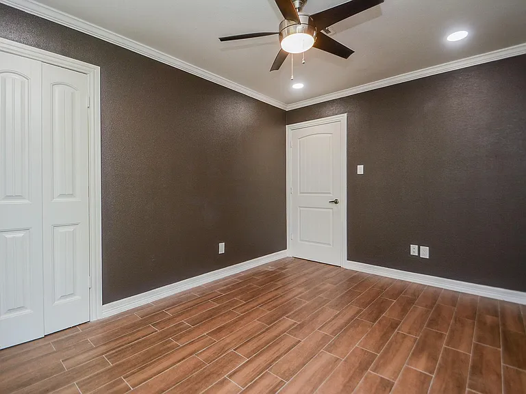 12315 Maxim Dr — Photo 25