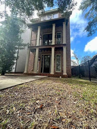 1330 N Duval St Photo 1