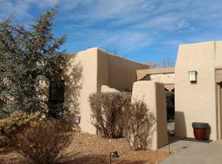 1323 Camino Amparo NW, Albuquerque, NM 87107