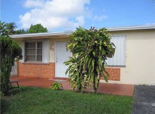 1931 SW 68th Ave, Pompano Beach, FL 33068