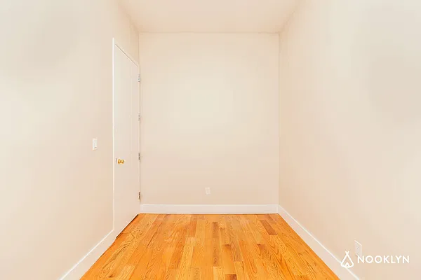 Rented by Nooklyn NYC LLC | media 45