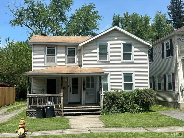 49 Frances St, Auburn, NY 13021