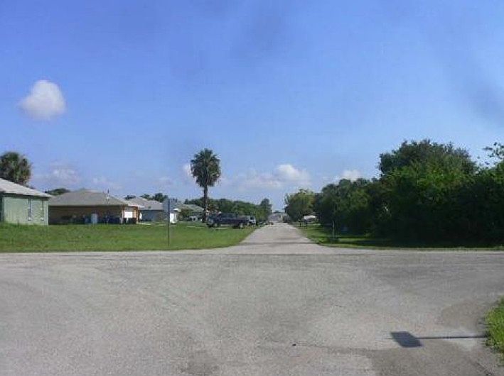 2nd image of 6040 Latimer Ave