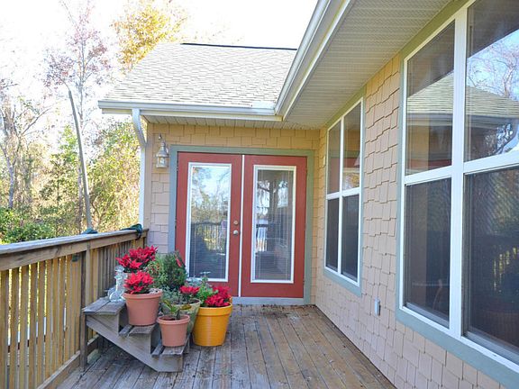 5th image of 310 W Lakeshore Dr