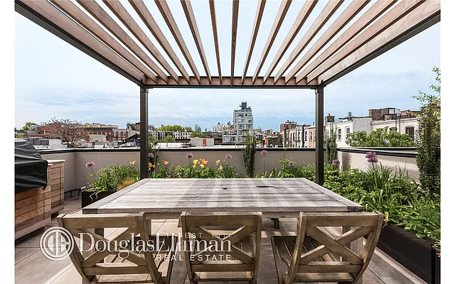 Sold by Douglas Elliman | media 26