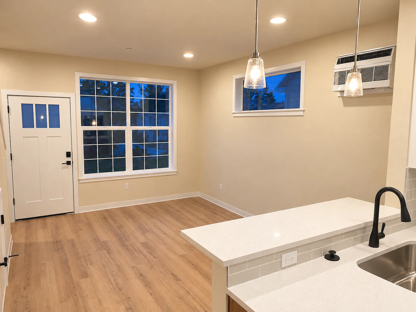 2 bed, 1.5 bath, 768 sqft, $2,195 — Photo 3