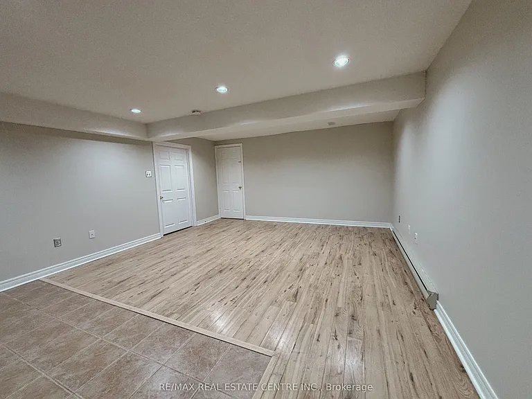 1400 Greenbriar Dr #1 — Photo 3