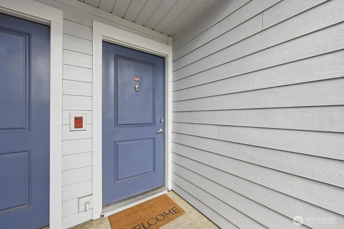 14006 NE 181st Place #B106 photo 1
