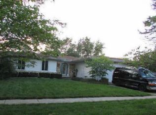 5443 Amber Dr, East Lansing, MI 48823
