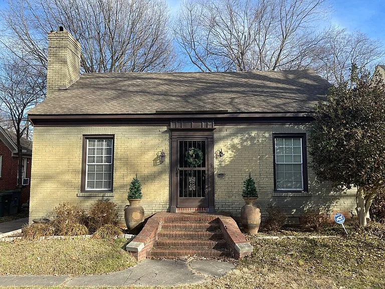 970 N Barksdale St — Photo 1