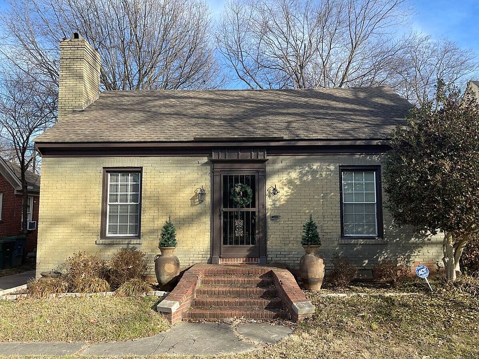 1st image of 970 N Barksdale St