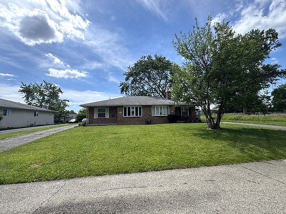 3rd image of 3971 Far Hills Dr #3971