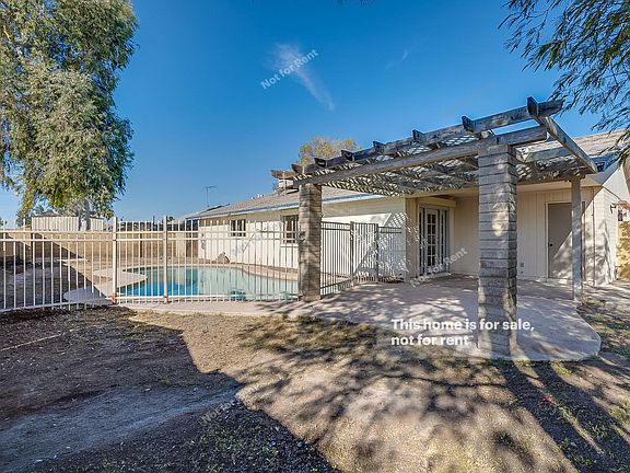 5th image of 1285 E Avenida Ellena