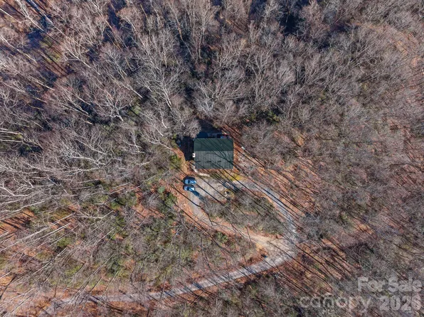 252 Idylwild Ln, Black Mountain, NC 28711