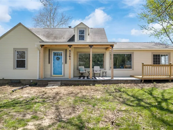 5261 Dailey Rd, Akron, OH 44319