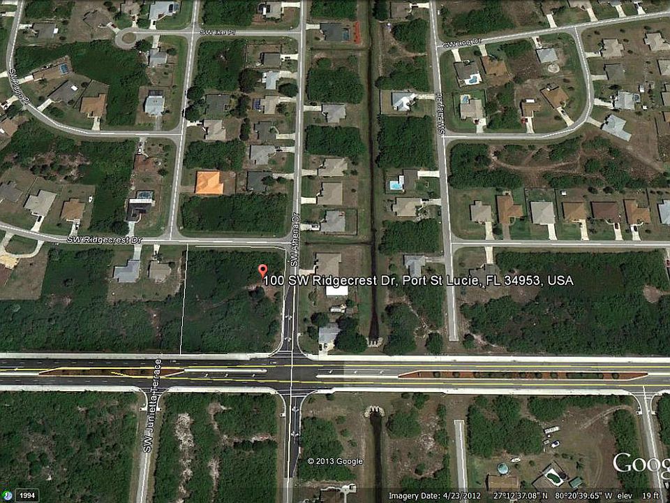 2nd image of 100 SW Ridgecrest Dr