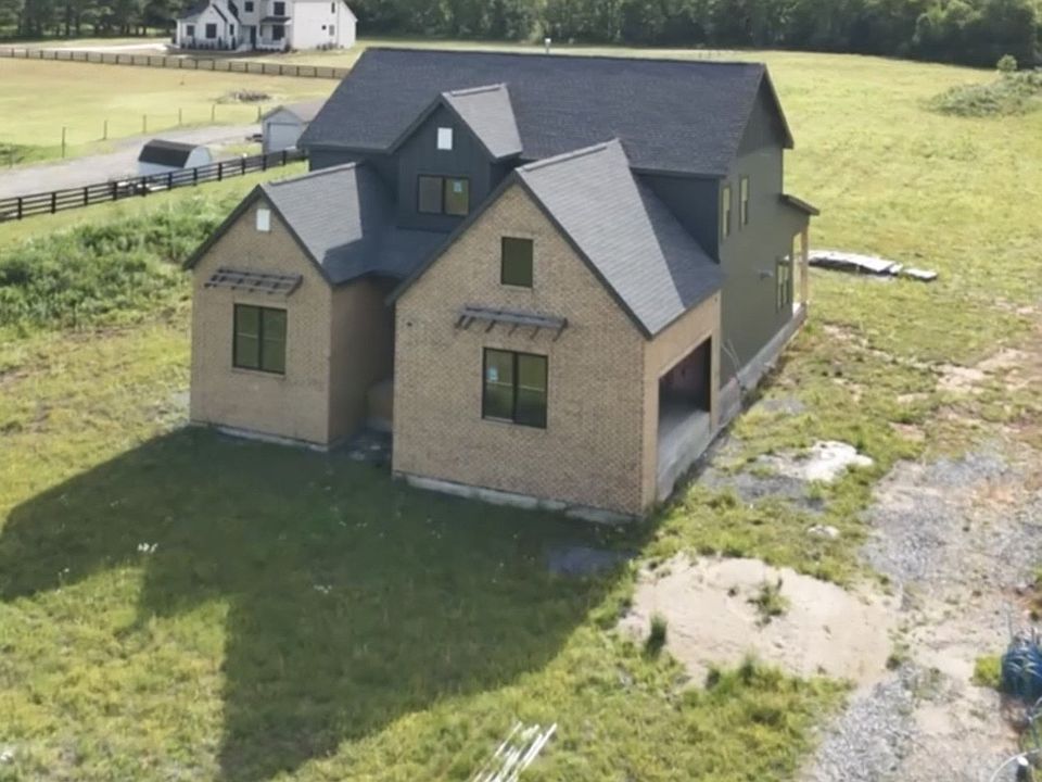 1st image of 2121 Kingwood Ln