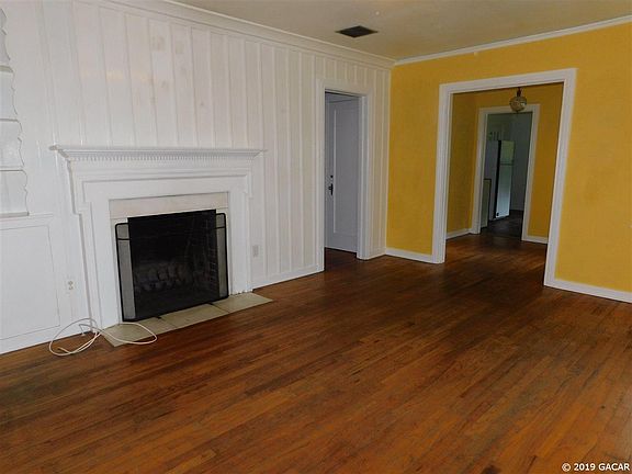 3rd image of 1731 NW 6th Ave