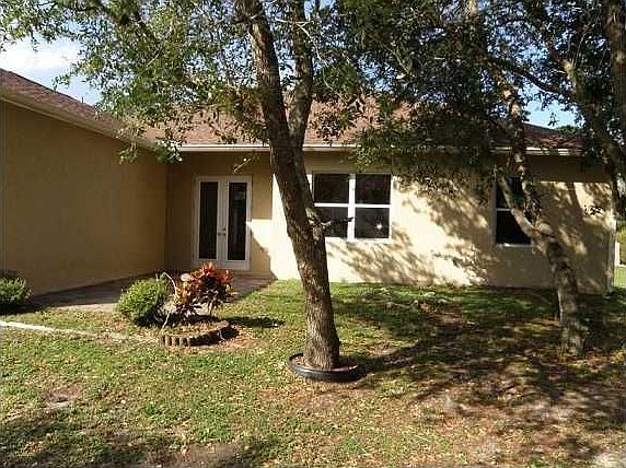 2nd image of 1750 SW Cecelia Ln
