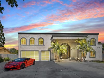 8826 Oak Park Ave, Northridge, CA, 91325