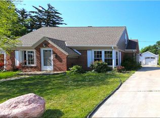 818 Lombard Ave, Racine, WI 53402