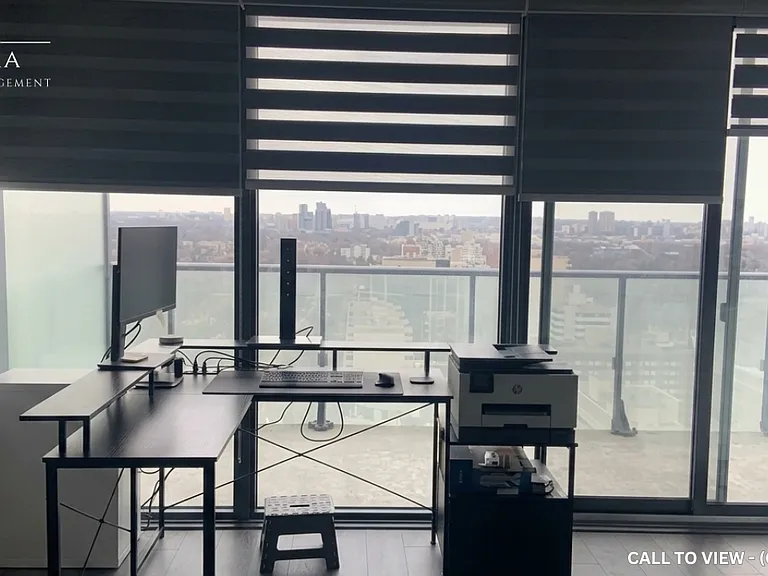 185 Roehampton Ave #2105 — Photo 2