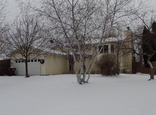 9696 Hames Ave S, Cottage Grove, MN 55016