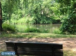 511 Old Forge Xing, Devon, PA 19333