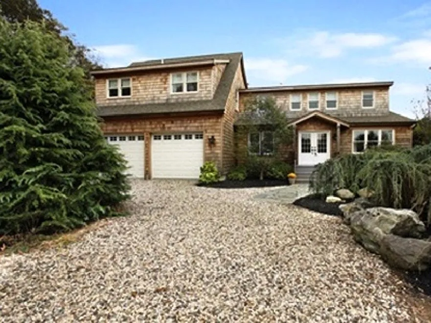 869 Head Of Pond Rd