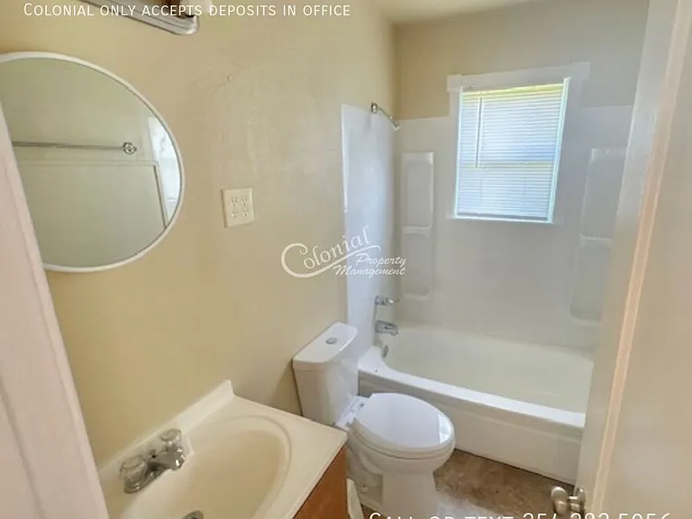506 Mary St — Photo 9