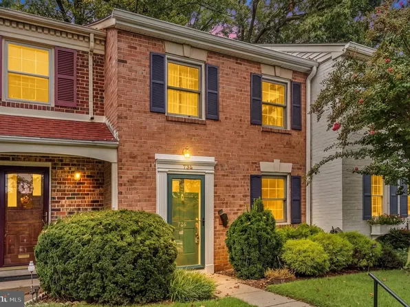 734 Azalea Dr #11, Rockville, MD 20850