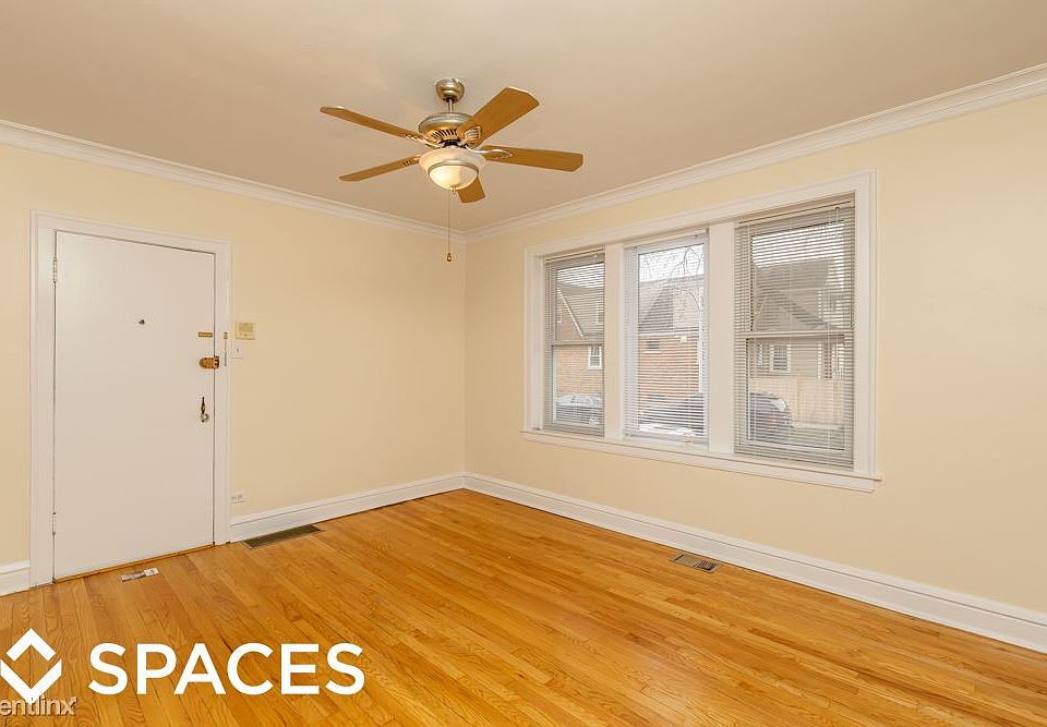 1st image of 4415 W Wellington Ave #1R