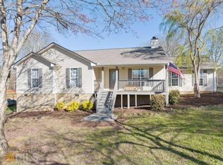 1118 Greenway Rd, Dawsonville, GA 30534