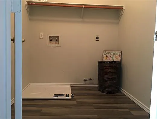 3421 Rachel Ln — Photo 16