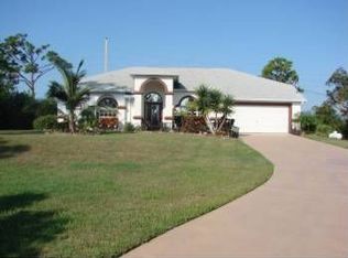 5840 Main St, Grant, FL 32949