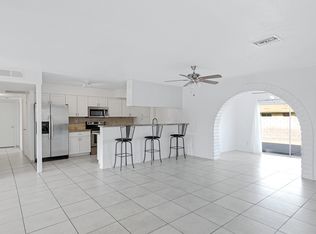 1630 E Gaylon Dr, Tempe, AZ 85282