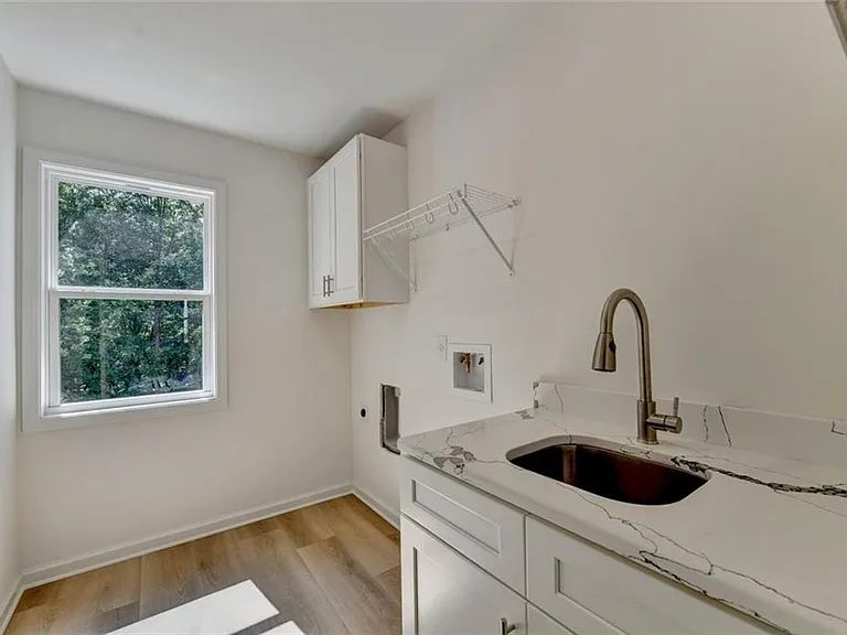 9135 Fox Trail Ln — Photo 48