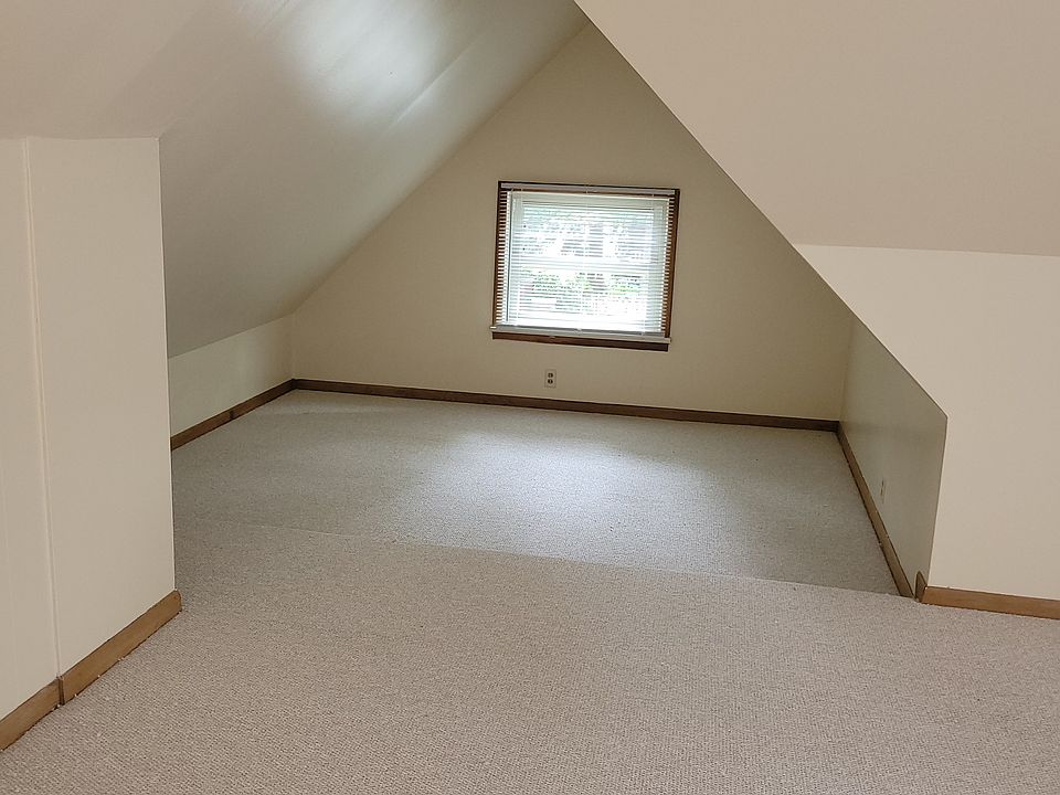 Office/reading nook