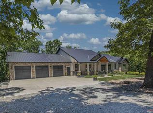 27175 Isabella Ln, Warsaw, MO 65355