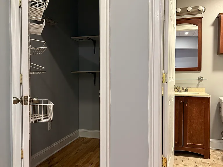 51 Bank St #2C — Photo 8