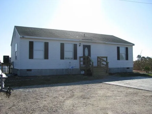 9951 Sugar Hill Ln, Gloucester, VA 23072