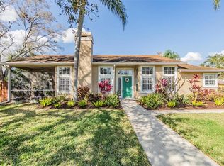 1200 Country Trails Dr, Safety Harbor, FL 34695