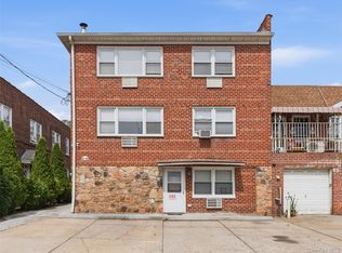 6126 164th St, Fresh Meadows, NY 11365