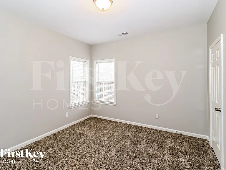 1651 S Frence Creek Cv — Photo 11